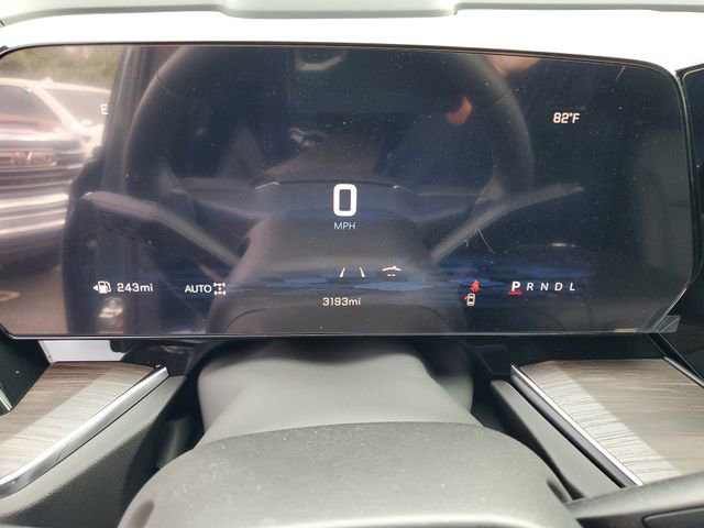Used 2026 Chevrolet Tahoe Z71 w/ Comfort Package AWD/4WD image 13
