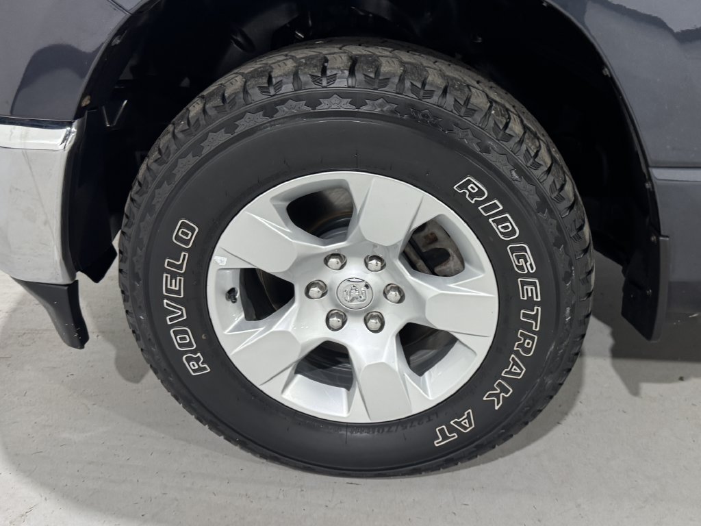 Used 2021 RAM 1500 Big Horn w/ Trailer Tow Group AWD/4WD image 9
