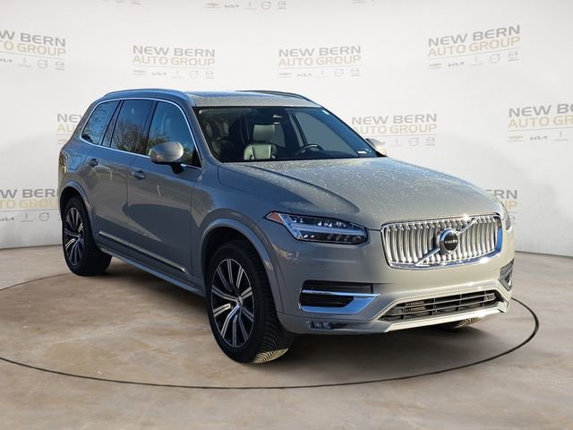 Certified 2025 Volvo XC90 B5 Core AWD/4WD image 7