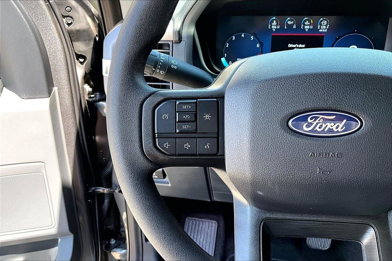 Used 2025 Ford F150 XL AWD/4WD image 11