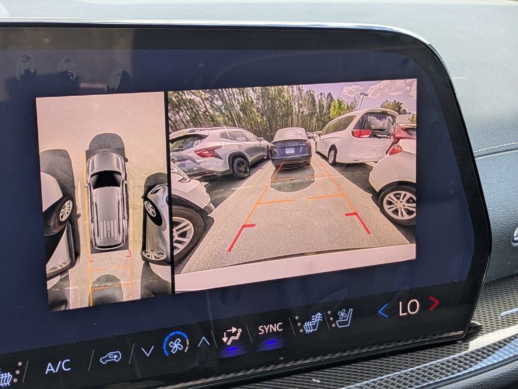 New 2026 Chevrolet Traverse High Country image 23