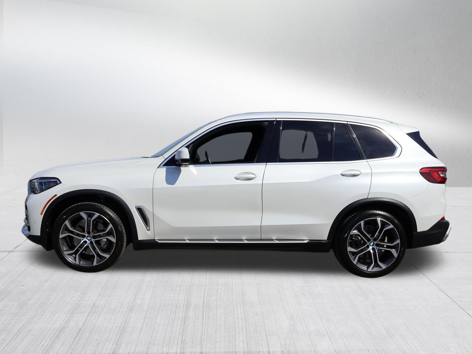 Used 2020 BMW X5 xDrive40i w/ Executive Package AWD/4WD image 4