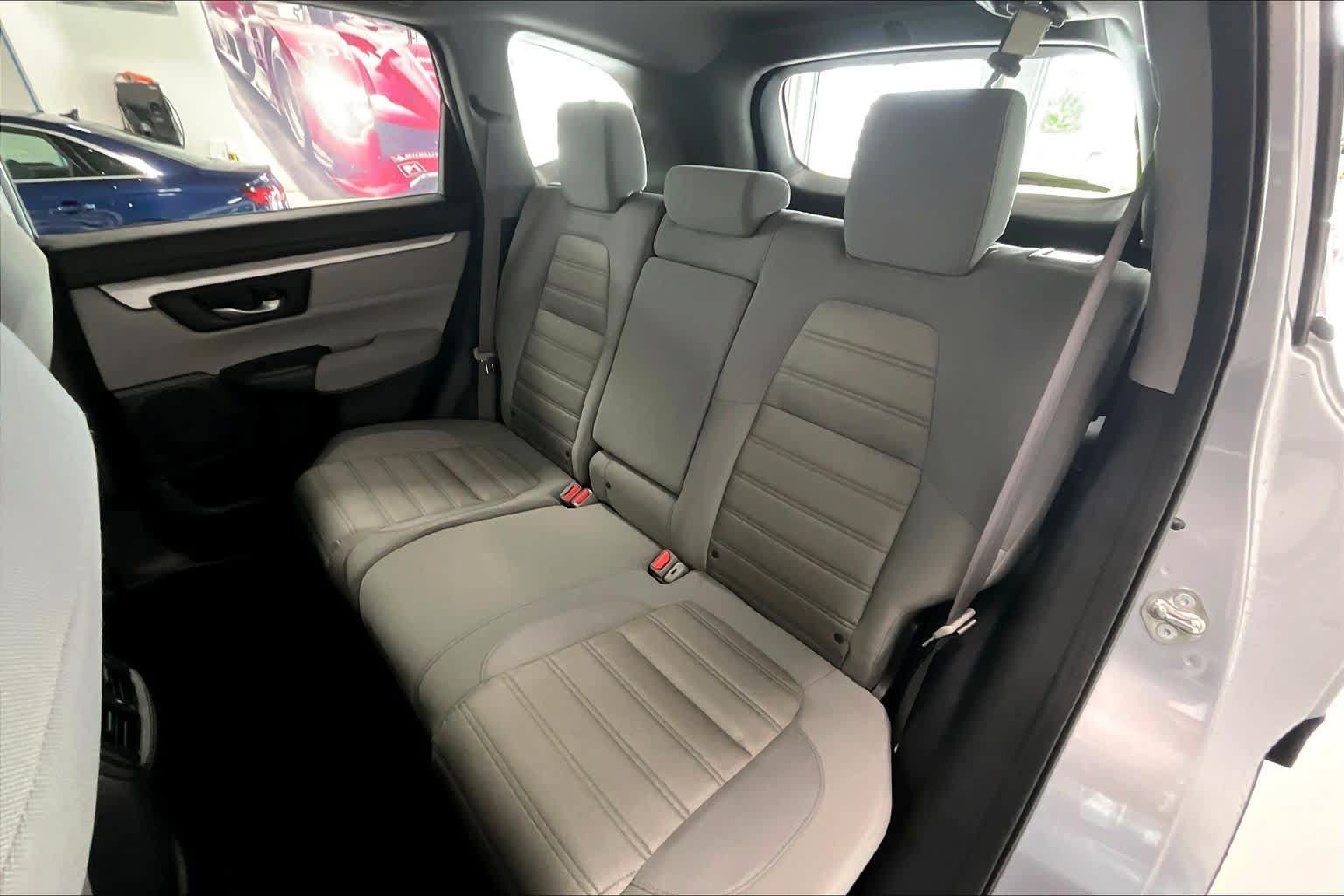 Used 2017 Honda CR-V LX image 27