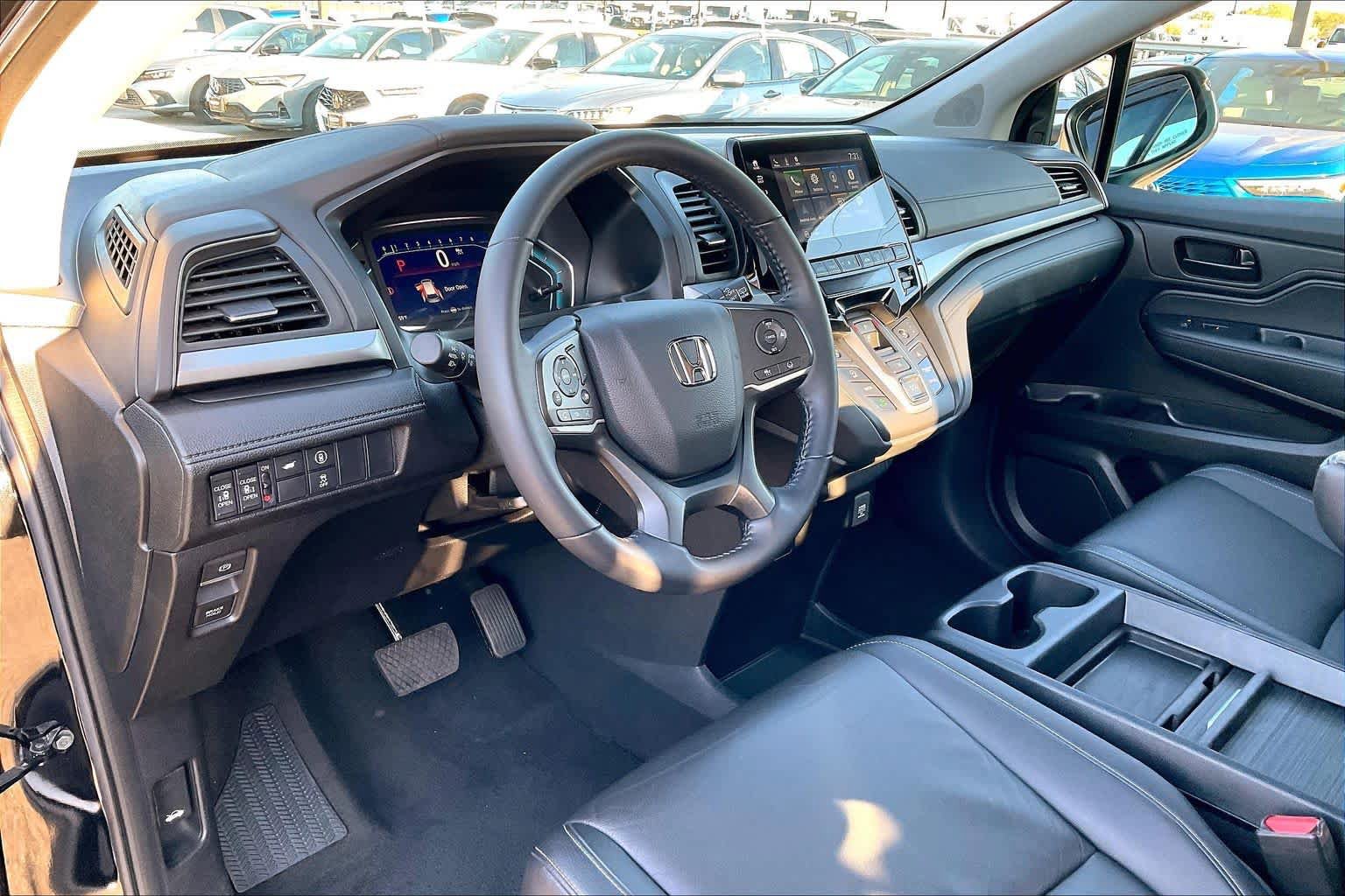 Used 2023 Honda Odyssey EX-L image 16