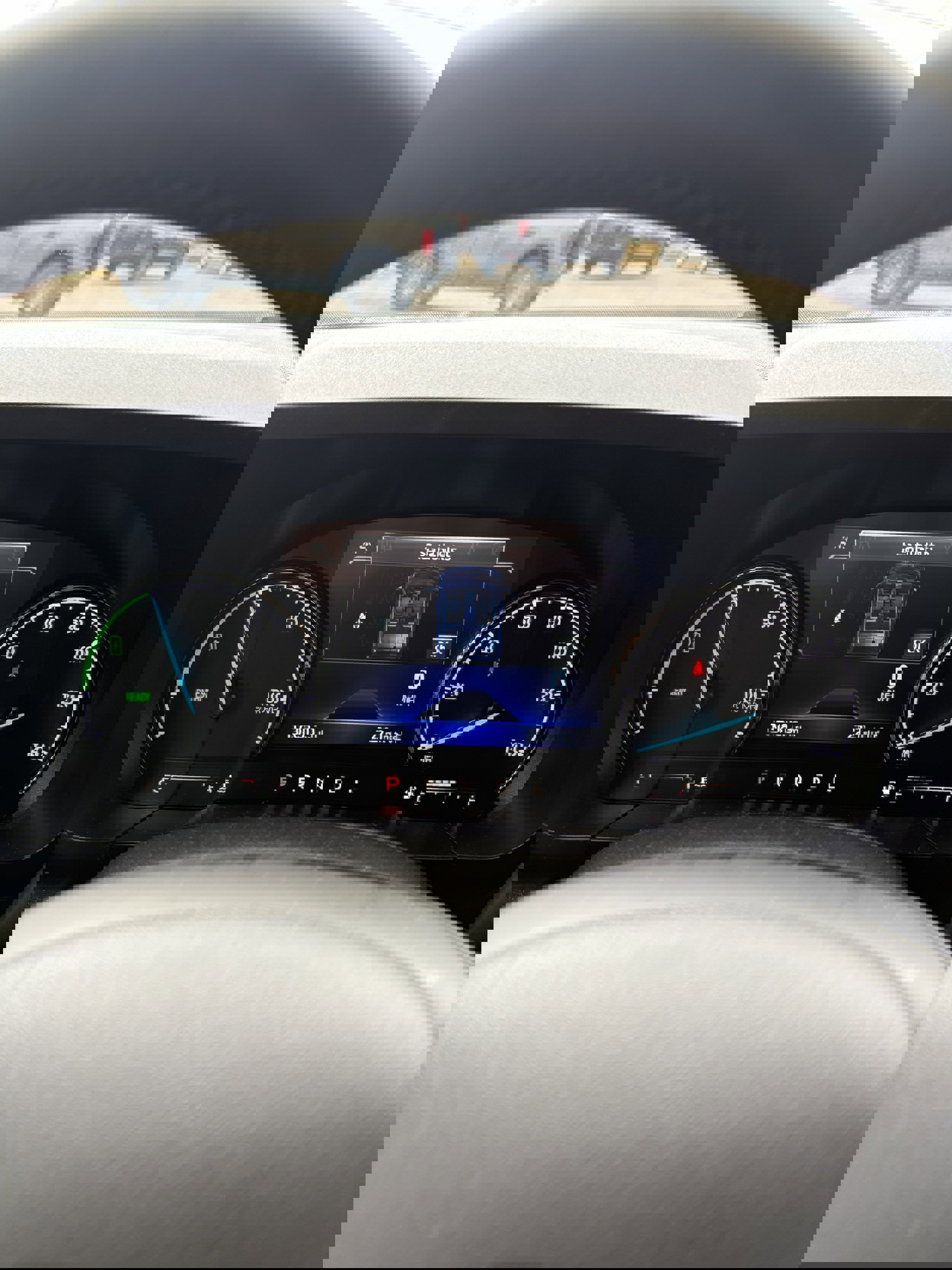 Used 2024 Ford Maverick Lariat image 13