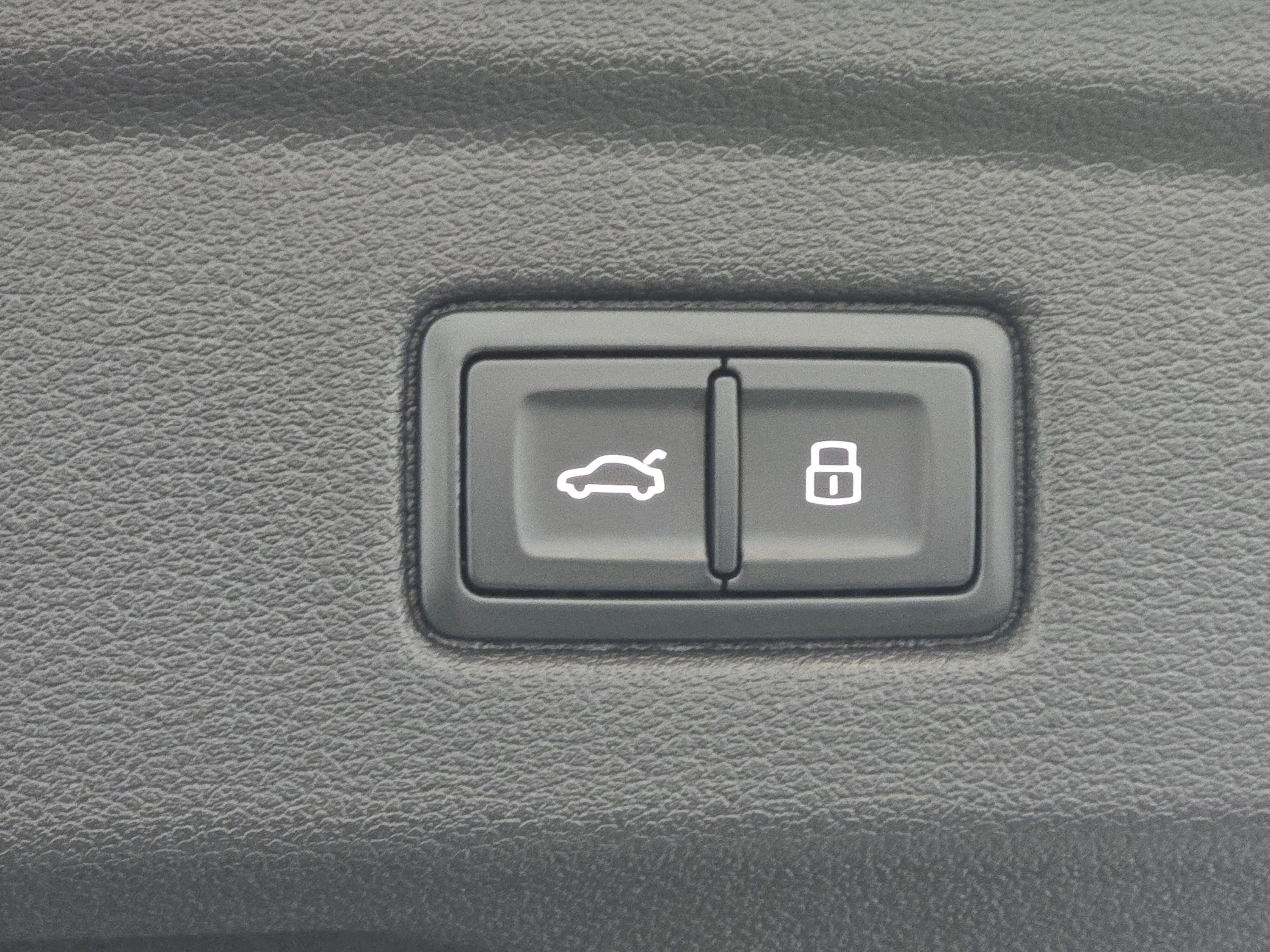 Used 2023 Audi RS 5 Sportback w/ Dynamic Package image 23