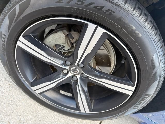 Used 2019 Volvo XC90 T6 R-Design w/ Advanced Package AWD/4WD image 29