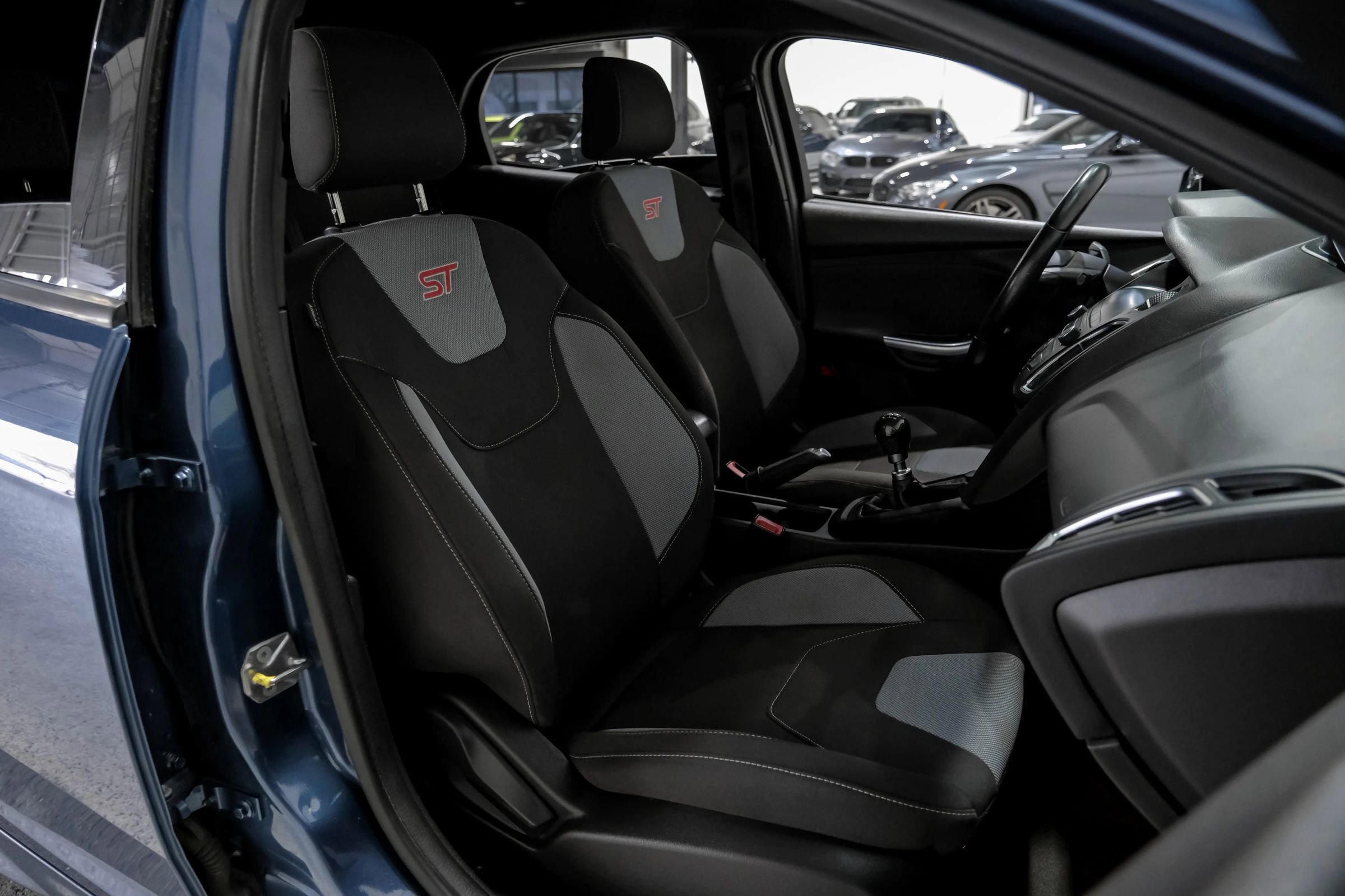 Used 2018 Ford Focus ST image 33