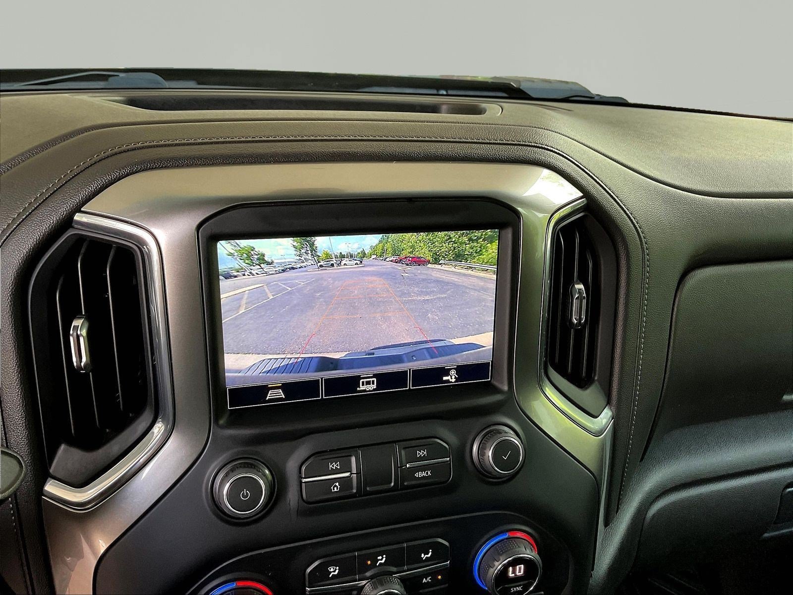 Used 2021 Chevrolet Silverado 2500 LTZ AWD/4WD image 15