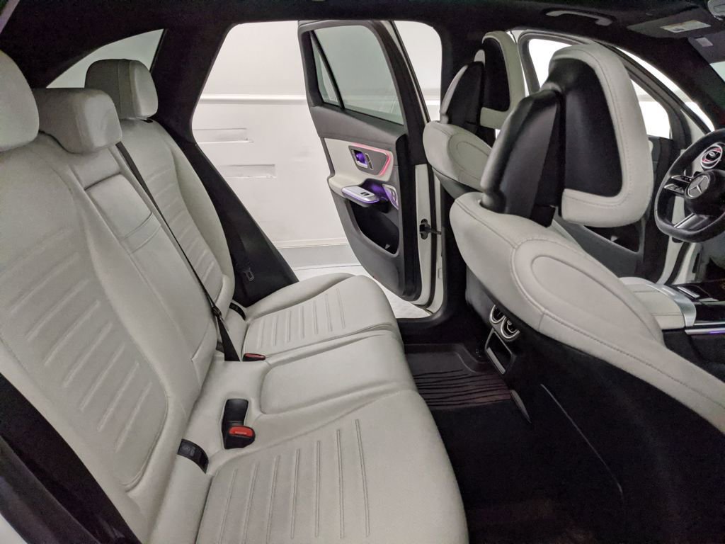 Used 2023 Mercedes-Benz GLC 300 4MATIC image 18