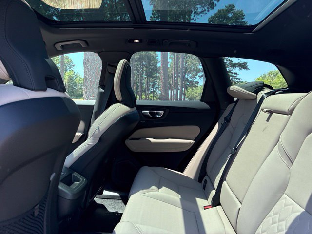 New 2026 Volvo XC60 B5 Plus w/ Protection Package Premier AWD/4WD image 22