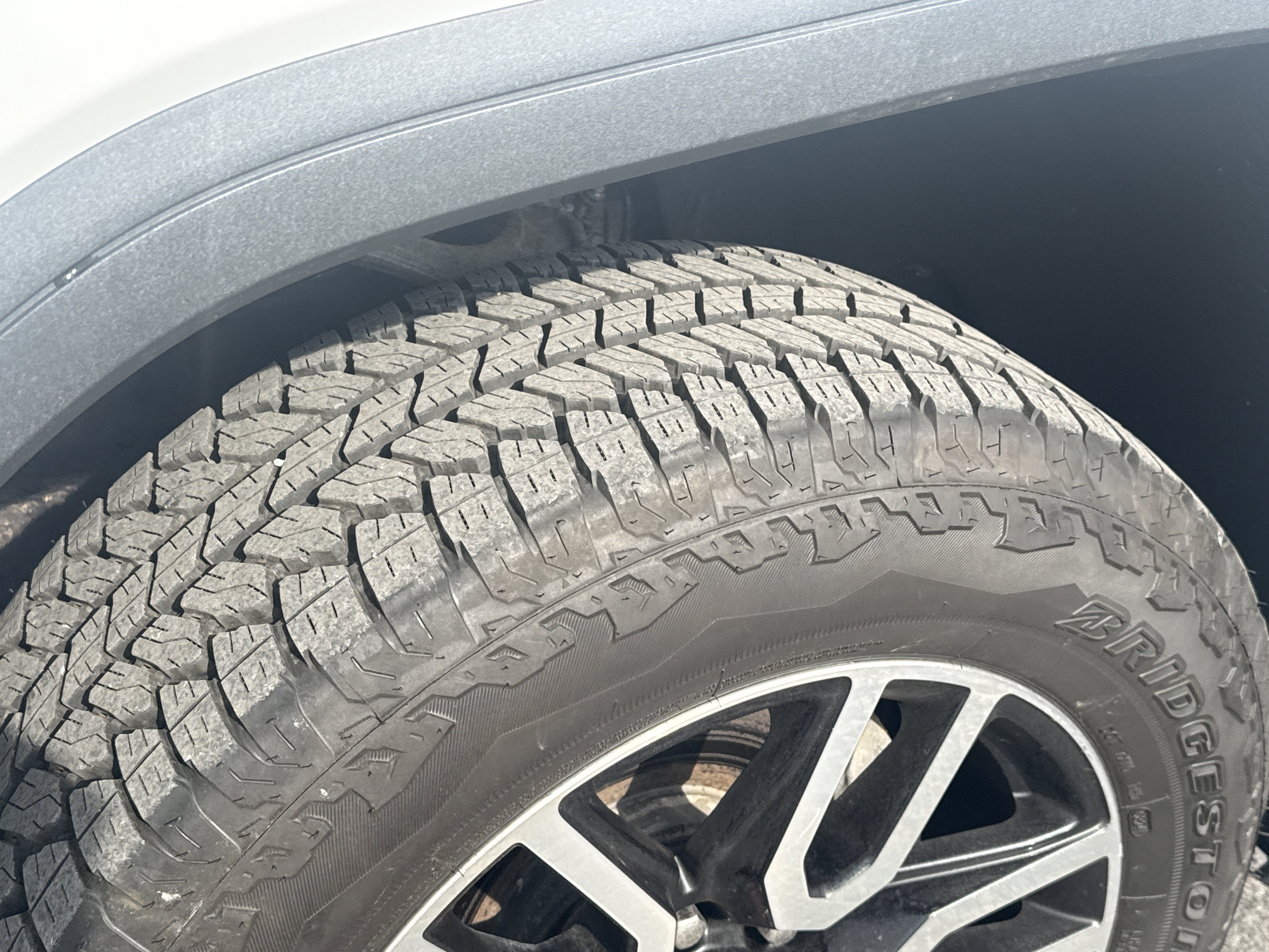 Used 2023 GMC Sierra 1500 AT4 AWD/4WD image 11