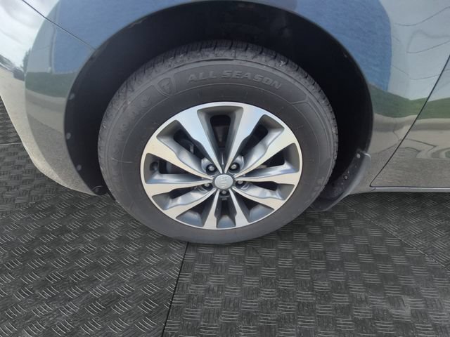 Used 2017 Kia Sedona SX FWD image 13