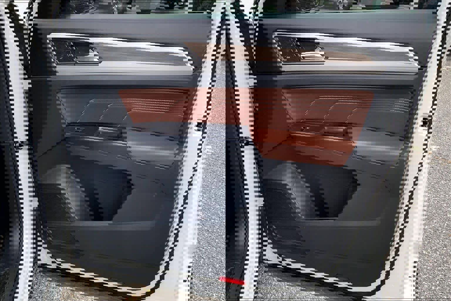 Used 2021 Volkswagen Atlas SEL Premium AWD/4WD image 22