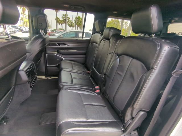 Certified 2024 Jeep Wagoneer Series II image 8