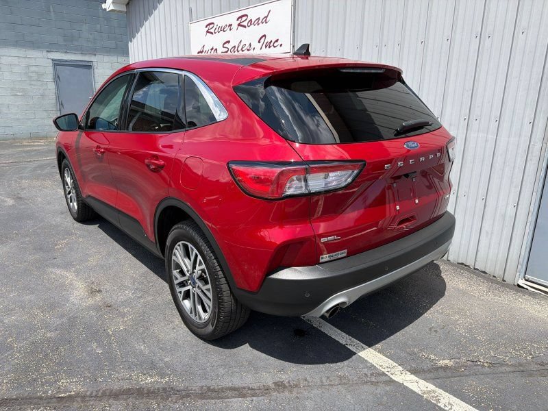 Used 2022 Ford Escape SEL AWD/4WD image 10