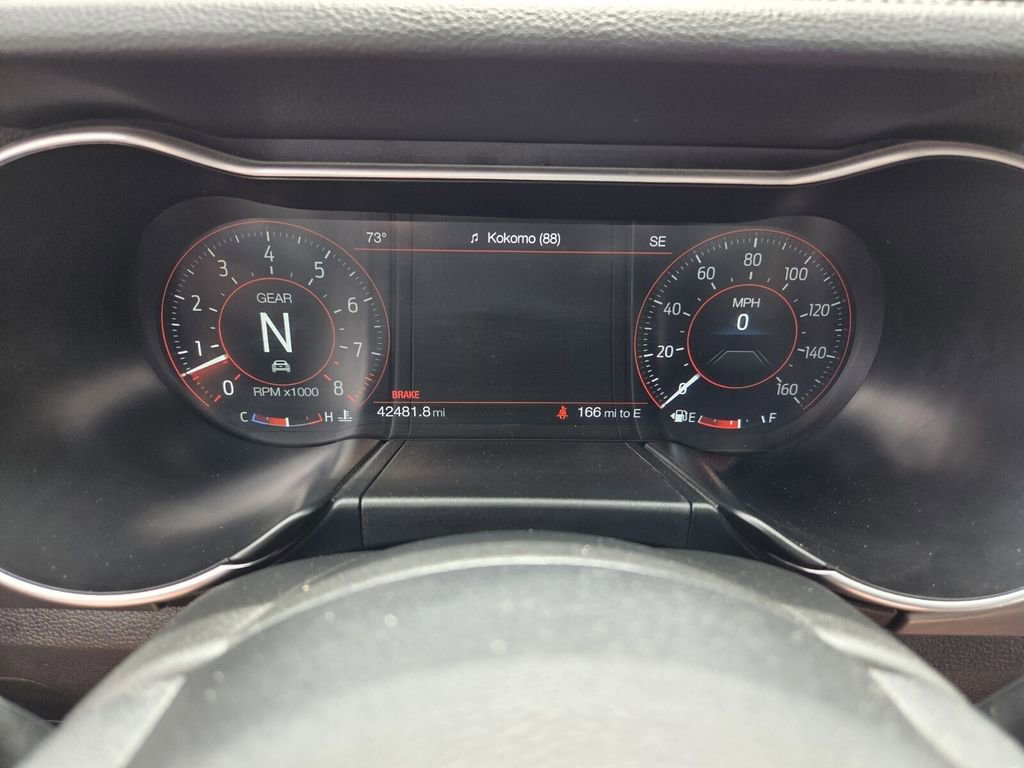 Used 2022 Ford Mustang GT Premium w/ Equipment Group 401A RWD image 26
