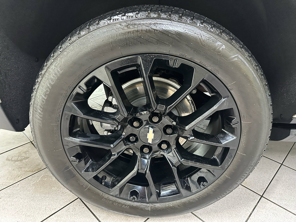 Certified 2024 Chevrolet Tahoe High Country w/ Advanced Technology Package image 15