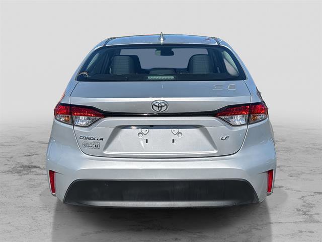 Used 2023 Toyota Corolla LE image 4