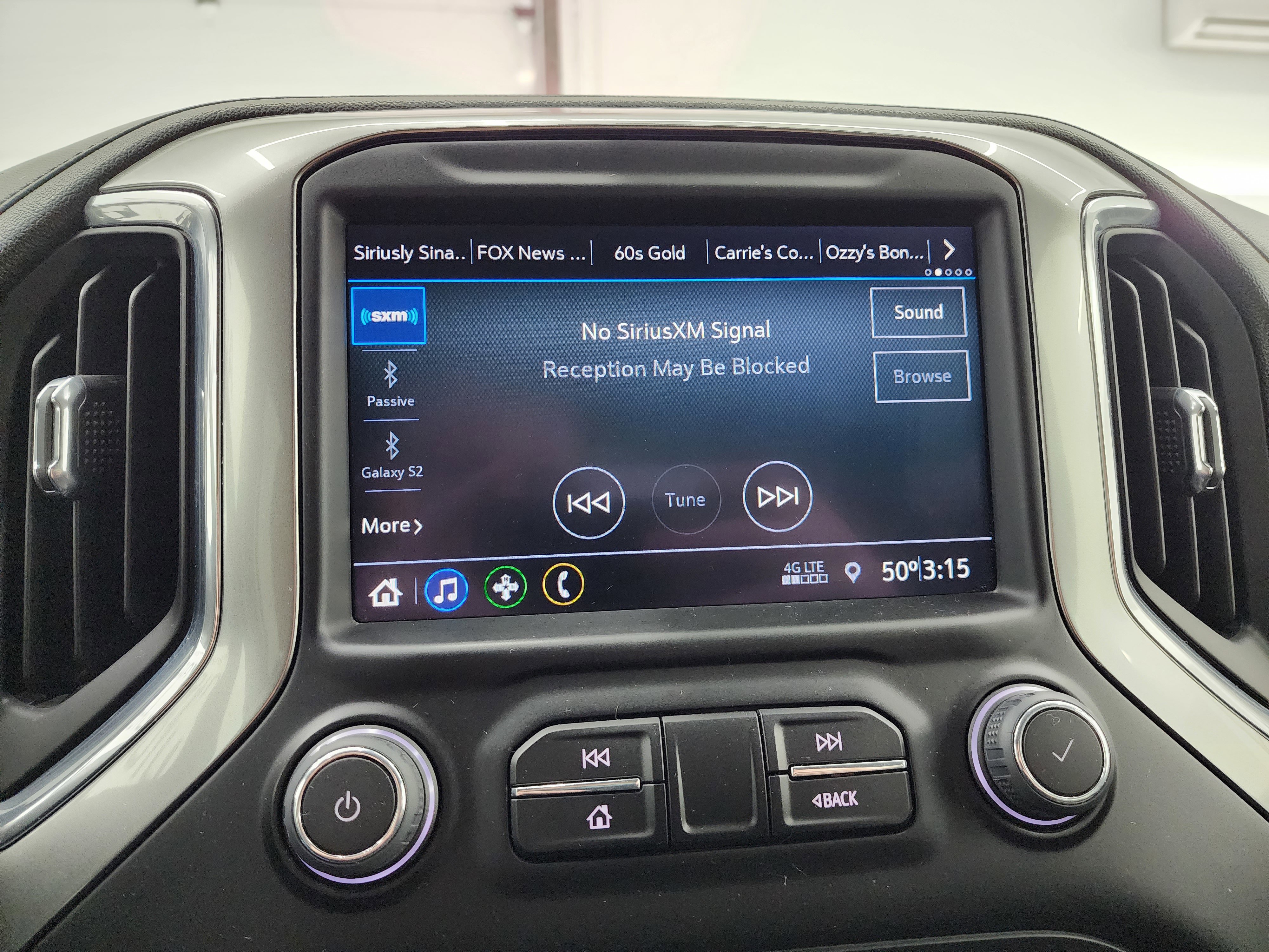 Used 2022 Chevrolet Silverado 2500 LT w/ Convenience Package image 44