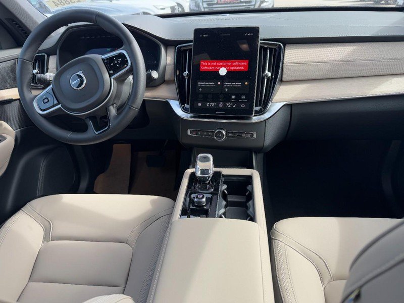 New 2026 Volvo XC90 T8 Plus w/ Protection Package Premier AWD/4WD image 6