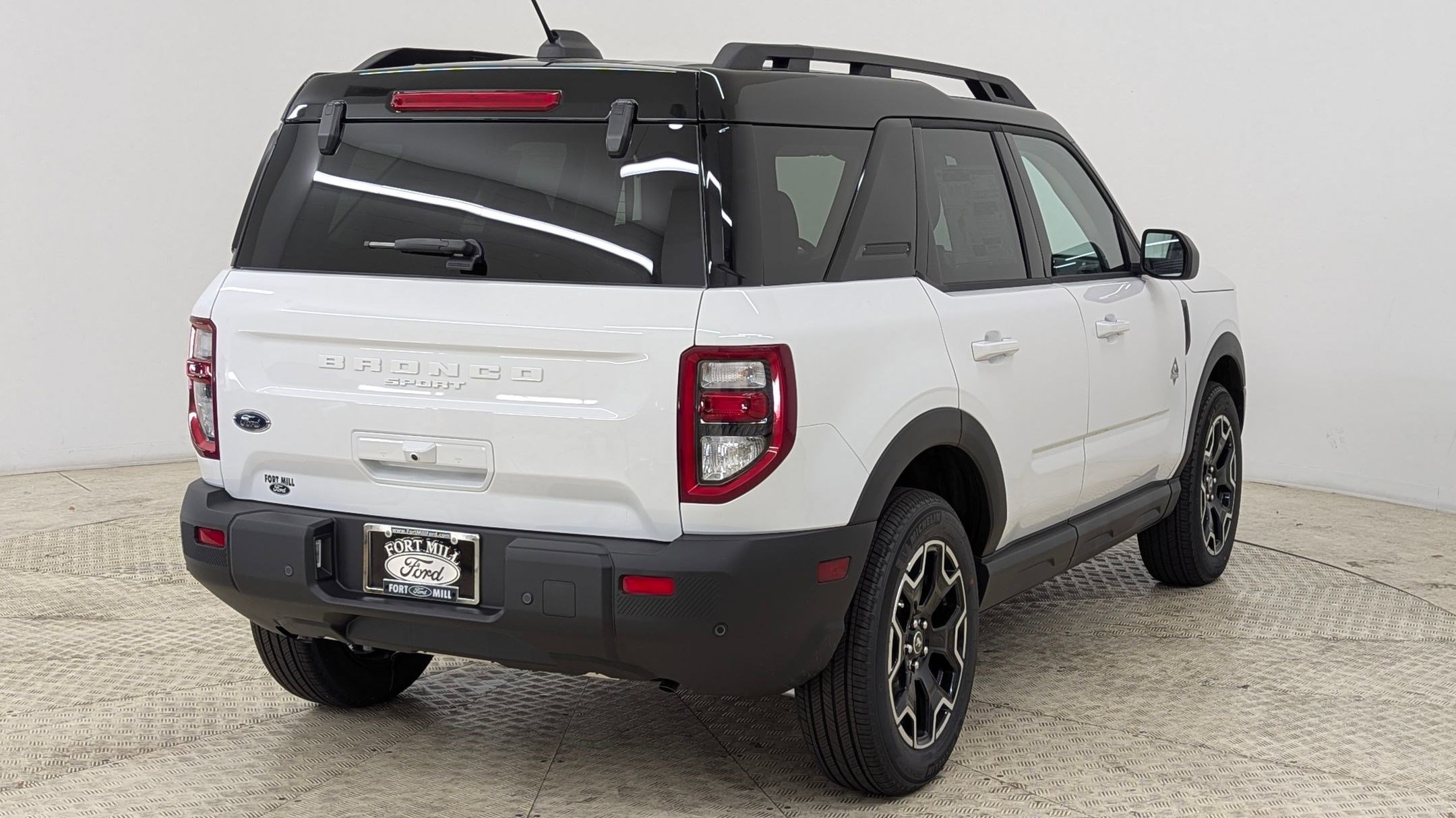 New 2025 Ford Bronco Sport Outer Banks image 9