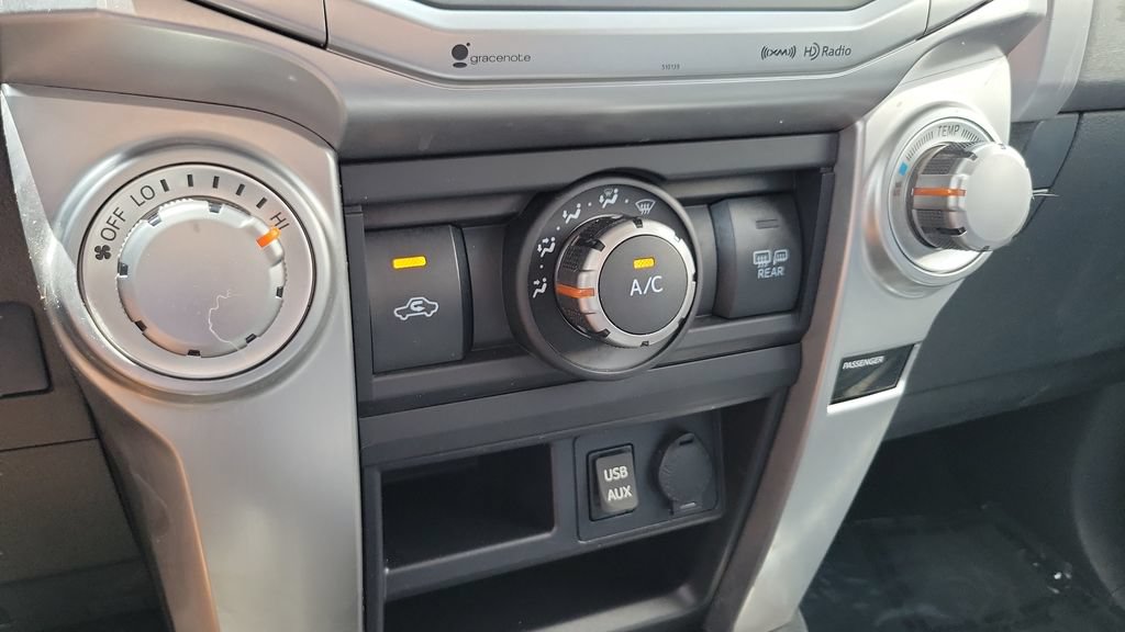 Used 2017 Toyota 4Runner SR5 Premium RWD image 19