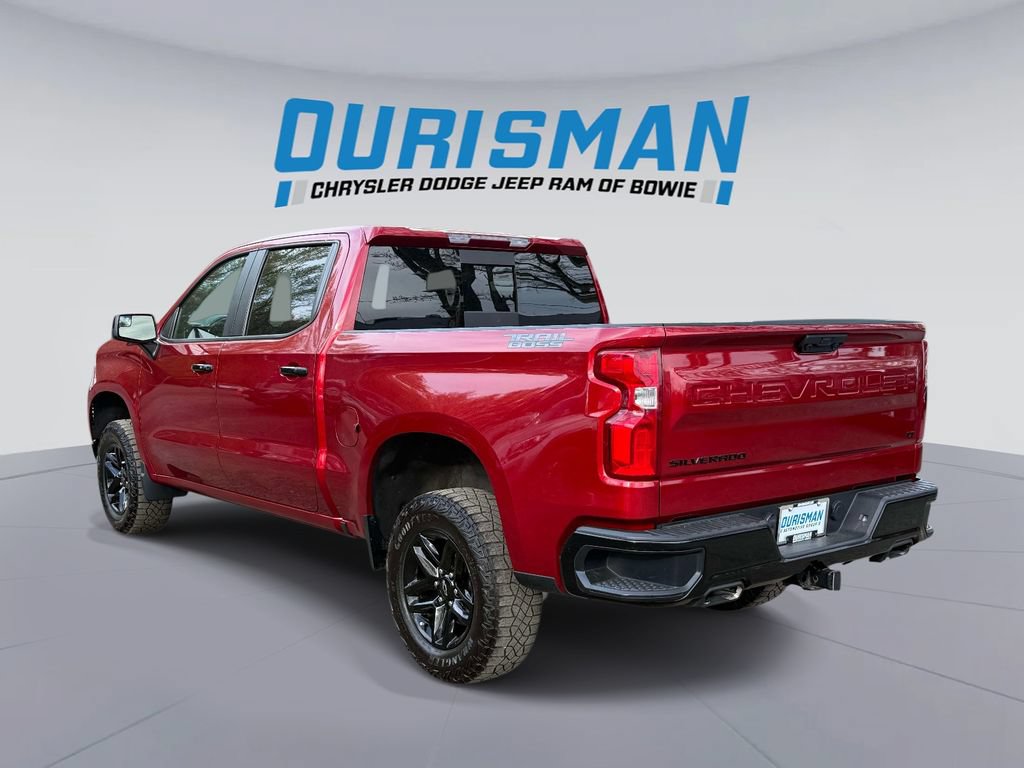 Used 2024 Chevrolet Silverado 1500 LT Trail Boss w/ Convenience Package II AWD/4WD image 4