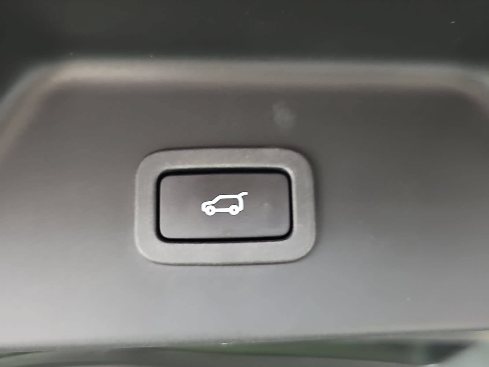 Used 2018 Land Rover Range Rover HSE AWD/4WD image 12