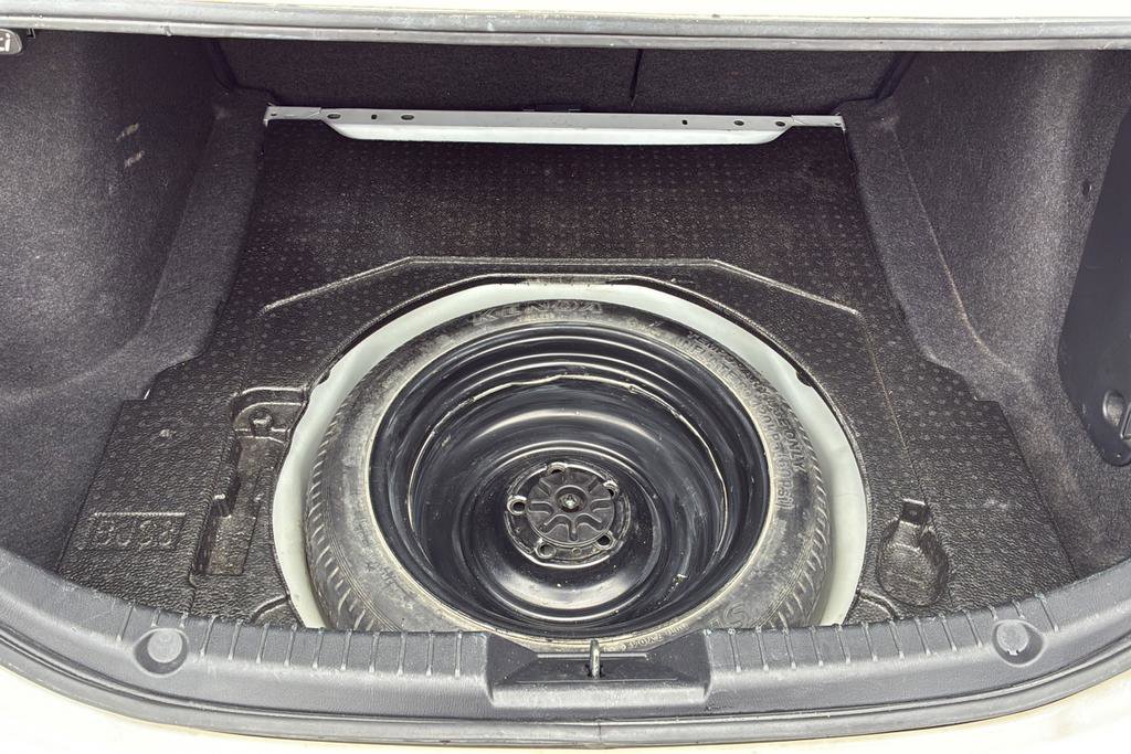 Used 2018 MAZDA MAZDA3 Touring FWD image 27