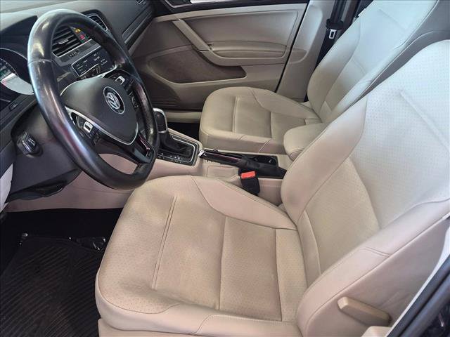 Used 2017 Volkswagen Golf Alltrack S AWD/4WD image 15
