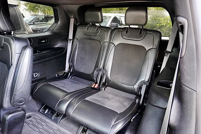 Used 2023 Jeep Grand Cherokee L Altitude AWD/4WD image 19