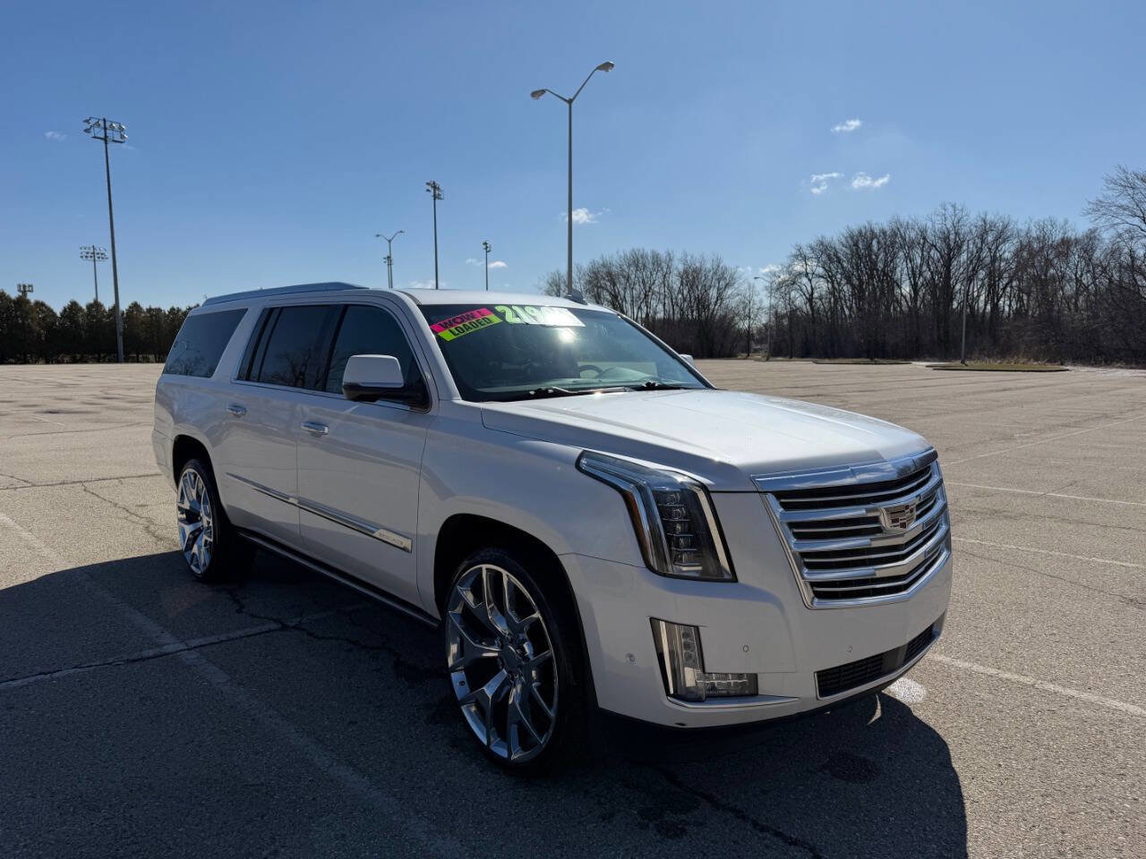 Used 2017 Cadillac Escalade ESV Platinum image 2