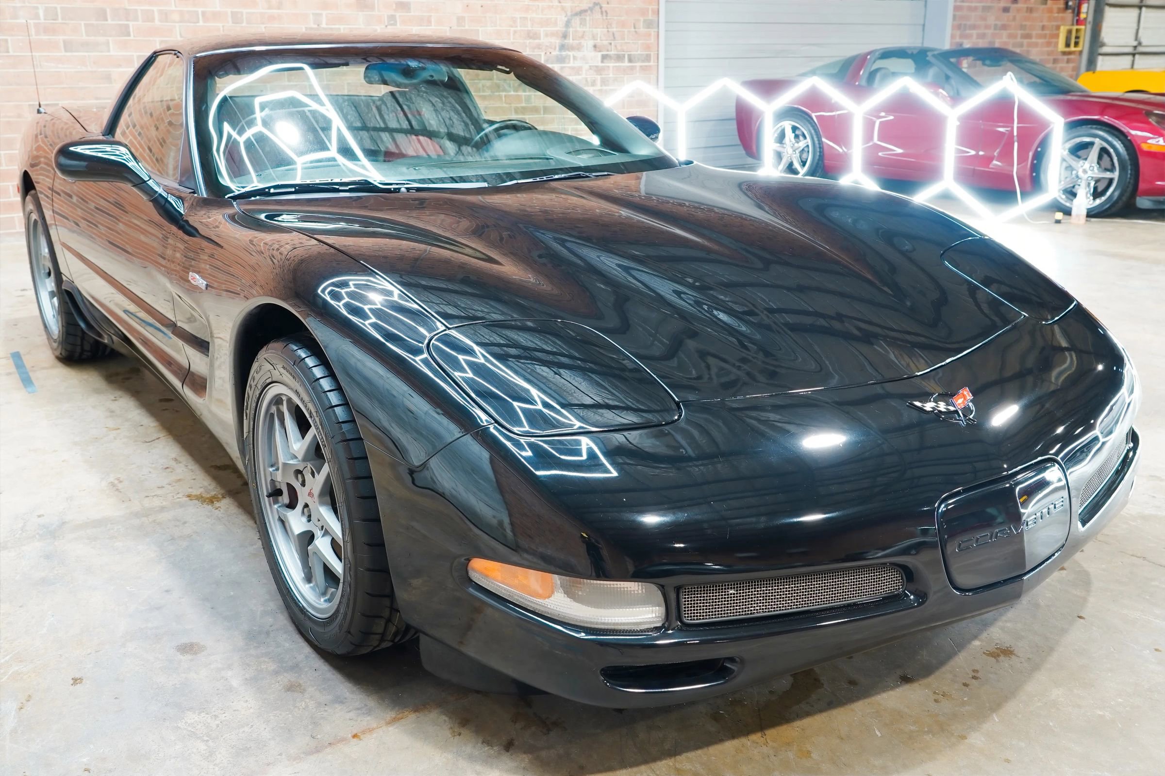 Used 2002 Chevrolet Corvette Z06 w/ Memory Pkg RWD image 23