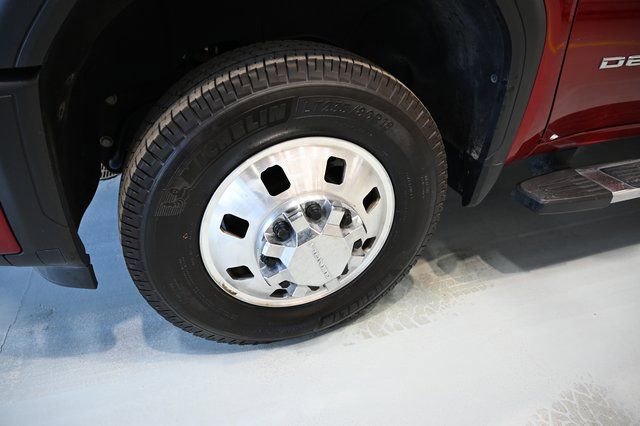 Used 2024 GMC Sierra 3500 Denali image 34
