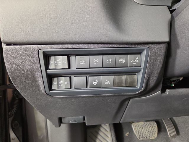 New 2026 Toyota Tundra Platinum AWD/4WD image 30