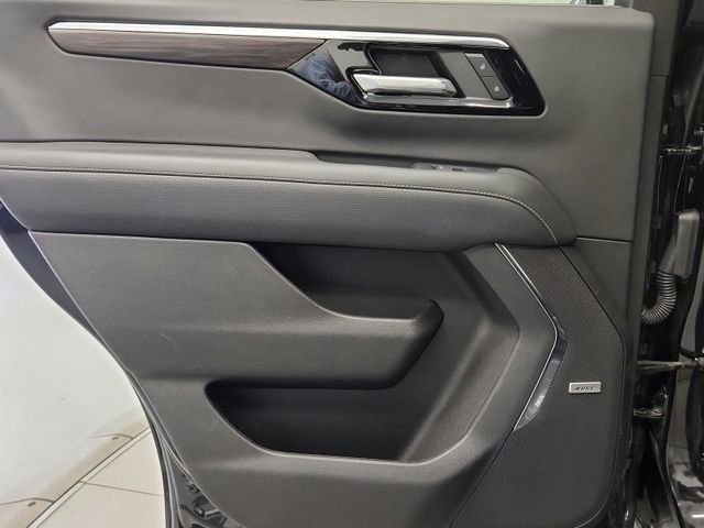 Used 2025 Chevrolet Tahoe Premier image 30