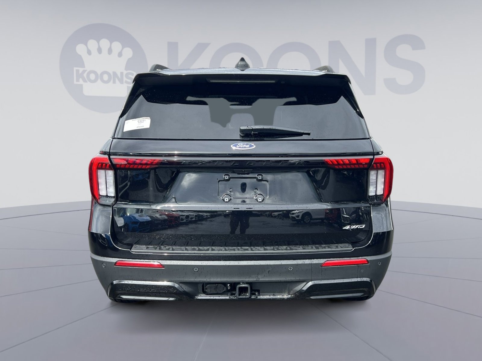 New 2026 Ford Explorer ST-Line w/ ST-Line Street Pack AWD/4WD image 5