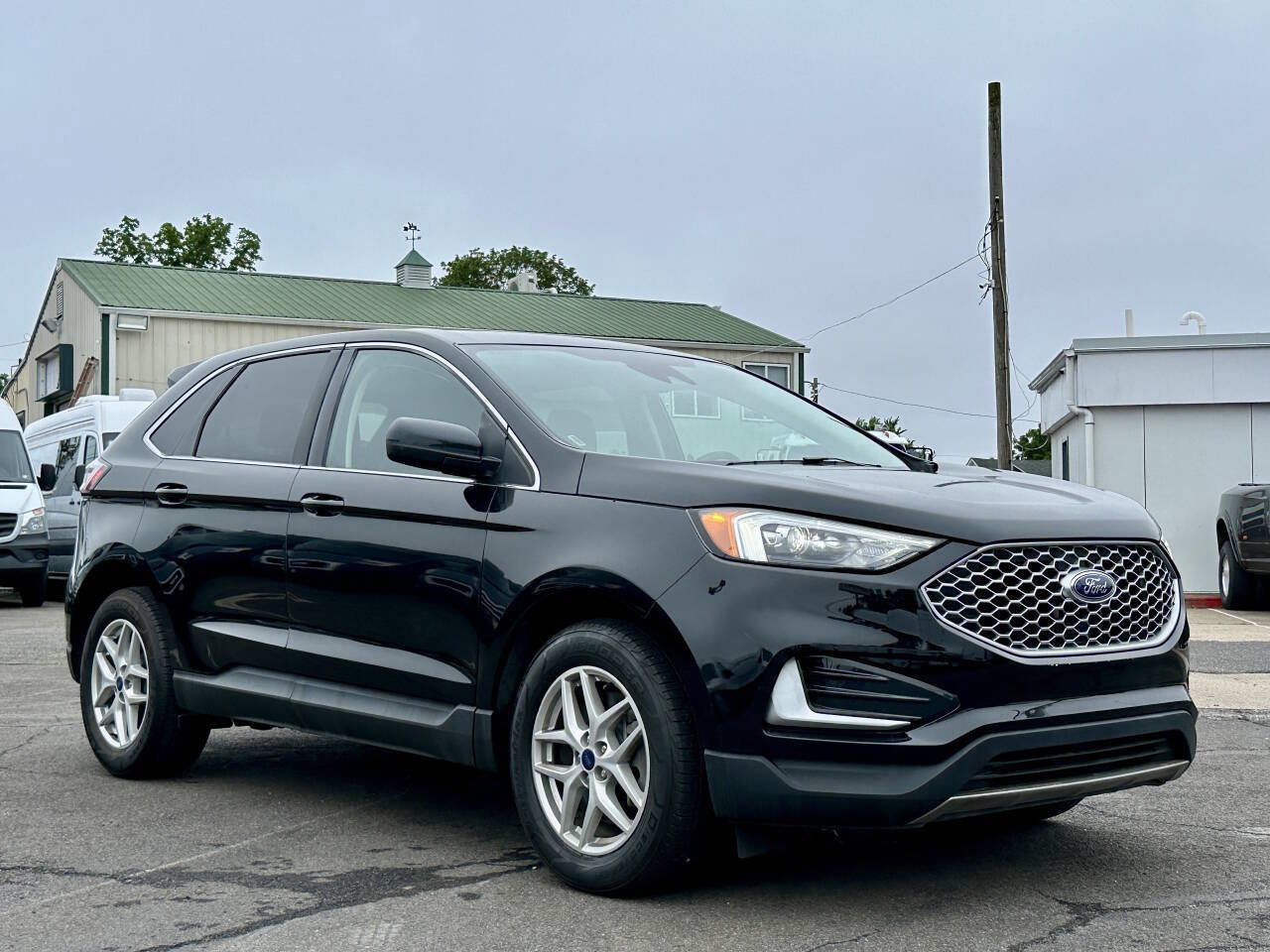 Used 2024 Ford Edge SEL image 30