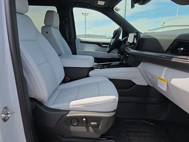 New 2026 Chevrolet Tahoe Premier w/ Sun And Tow Package AWD/4WD image 16