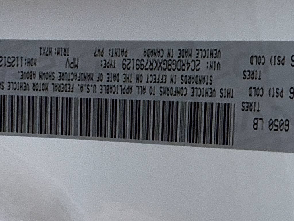 Used 2019 Dodge Grand Caravan SE w/ UConnect Hands-Free Group FWD image 35
