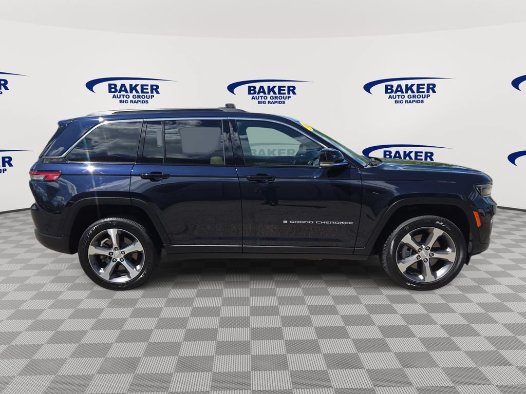 Used 2024 Jeep Grand Cherokee Limited 4xe AWD/4WD image 2