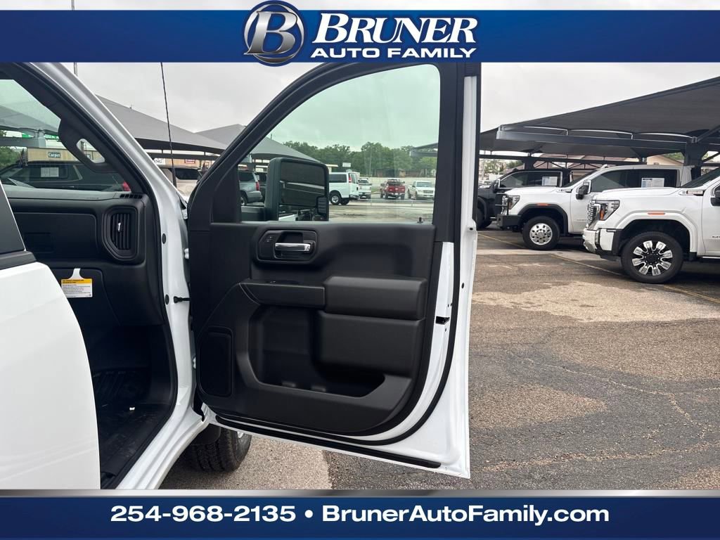 New 2025 GMC Sierra 2500 Pro w/ Convenience Package image 15