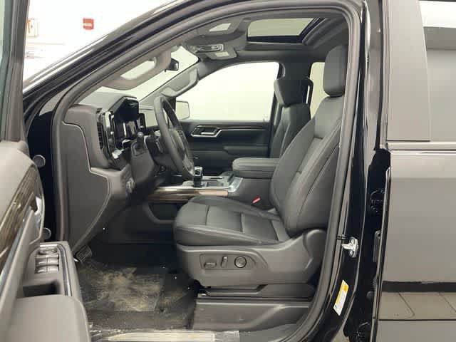 New 2026 Chevrolet Silverado 1500 RST w/ RST All Star Premium Package AWD/4WD image 10