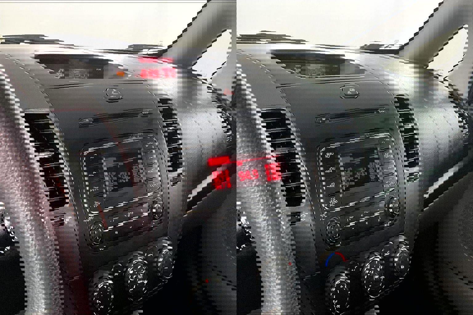 Used 2016 Kia Forte LX image 14