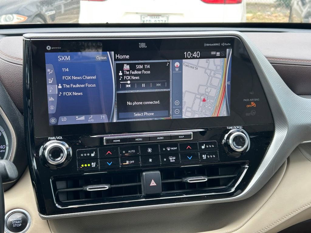 Used 2021 Toyota Highlander Platinum image 22