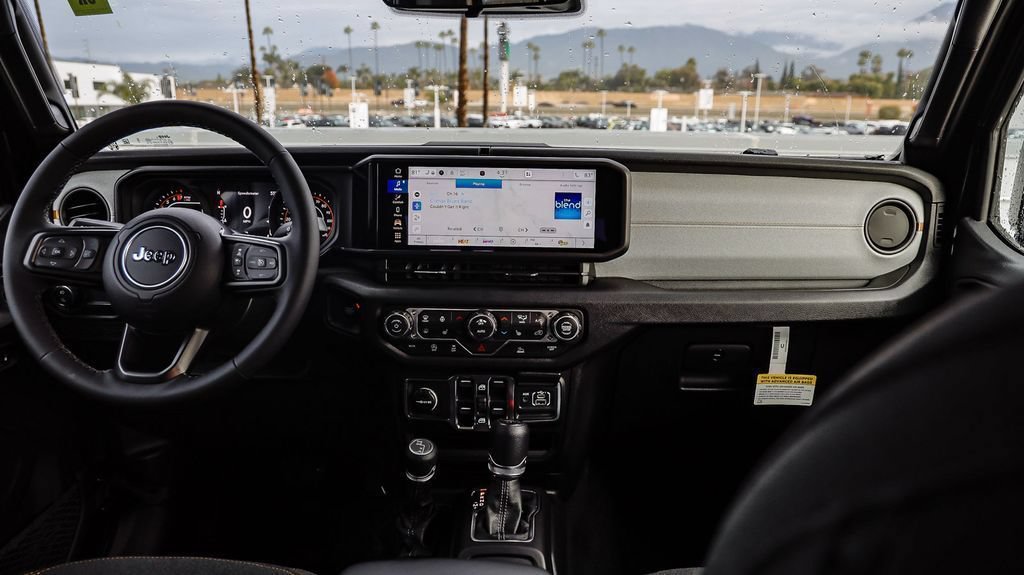 New 2026 Jeep Gladiator Sport AWD/4WD image 13