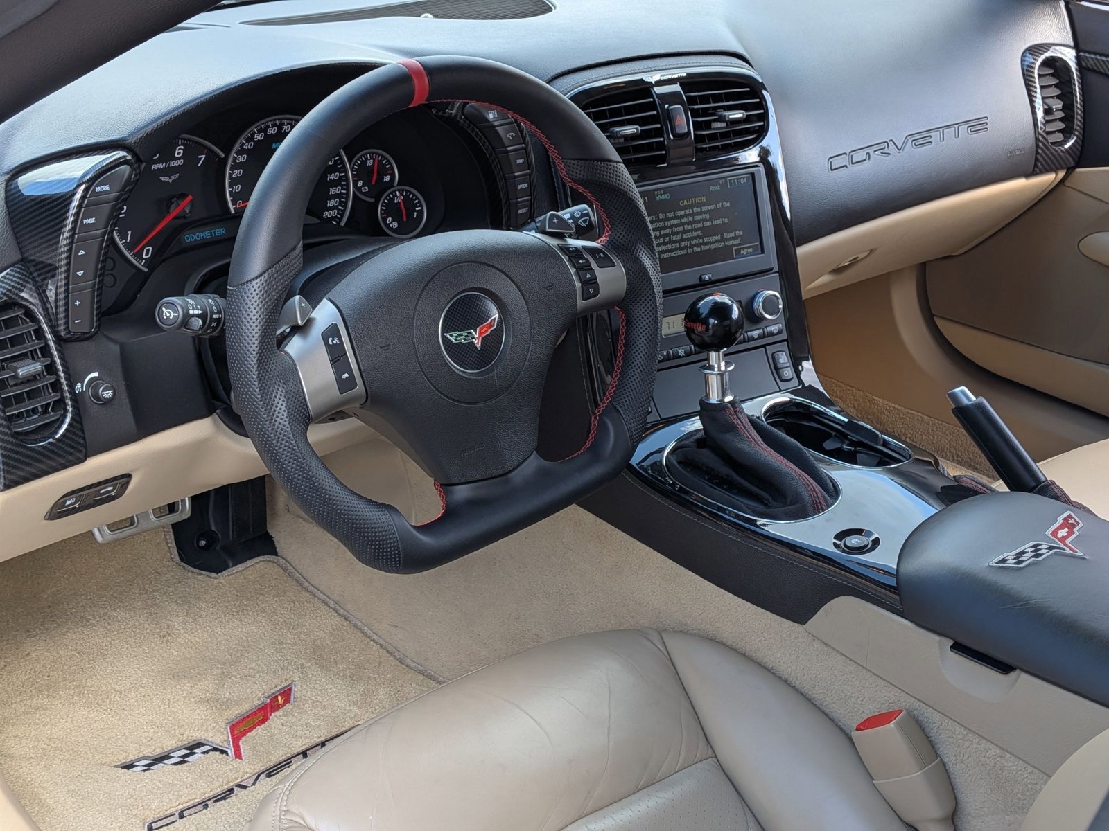 Used 2010 Chevrolet Corvette Coupe w/ Preferred Equipment Group image 4