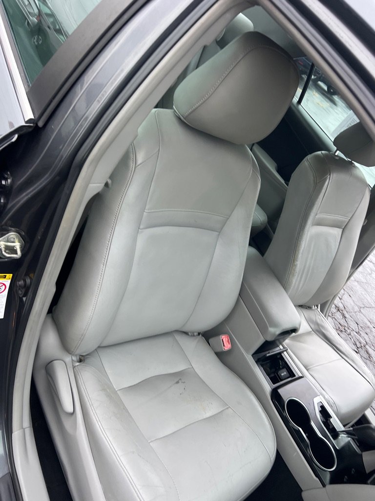 Used 2013 Toyota Camry LE image 18