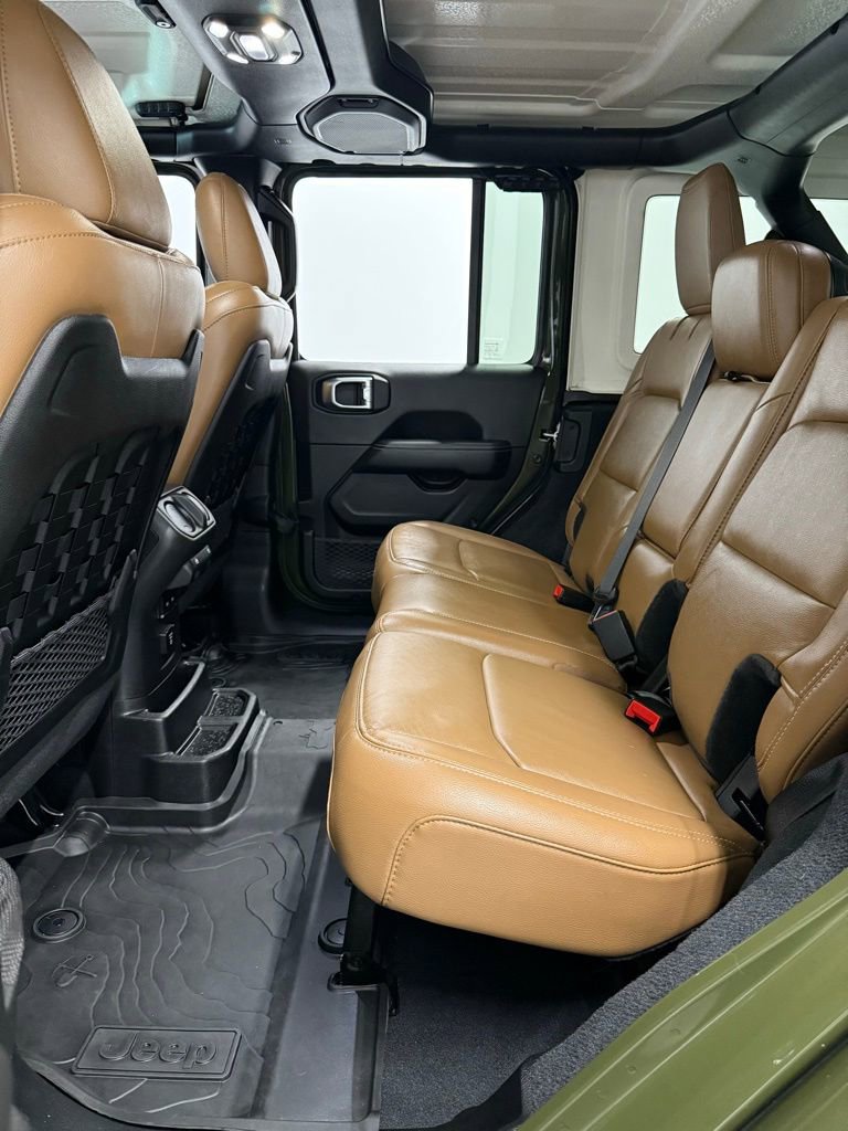 Used 2022 Jeep Wrangler Unlimited Rubicon w/ Dual Top Group image 24